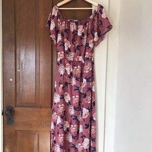 Altair’s State floor length dress. Size M.